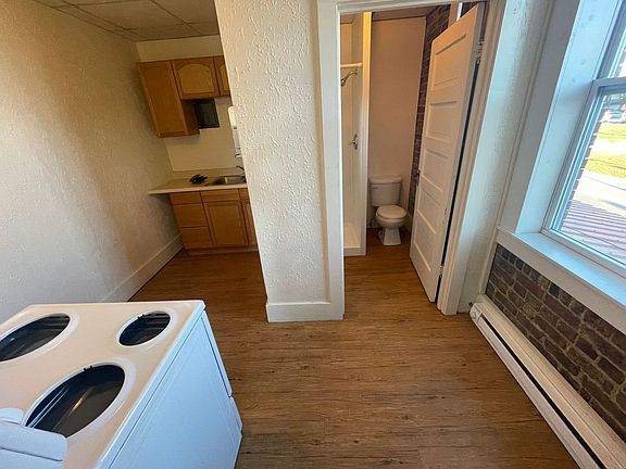 5th image of 116 E Jefferson St APT 12