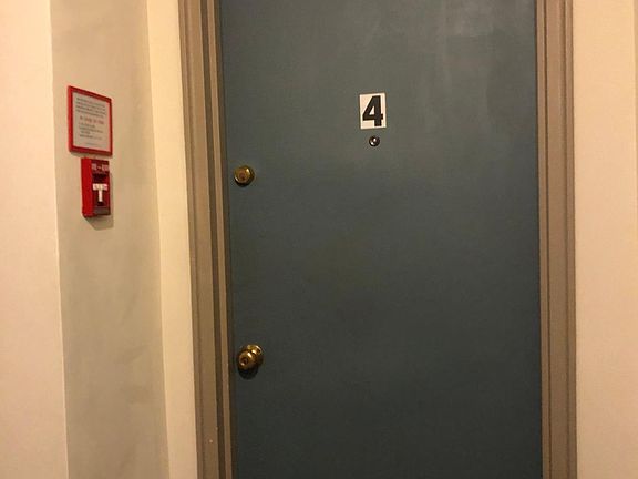Unit 4 (top floor)