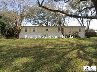 1616 Crystal Dr, Cantonment, FL 32533