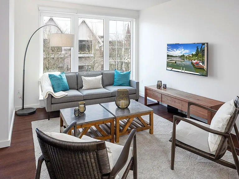 The Windward Apartments — Photo 31