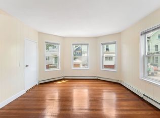 122-124 West Ave #1, Pawtucket, RI 02860