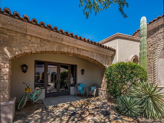 2nd image of 7426 E Sonoran Trl