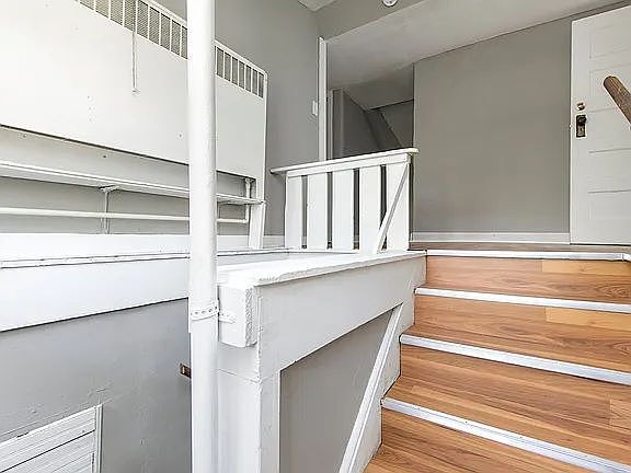 5th image of 2805 Cottage Grove Ave Unit 3