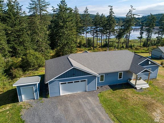 2nd image of 303 Woodpecker Ln