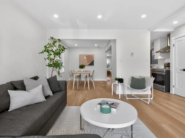 17 Alexander St, Toronto, ON M8V 2K7