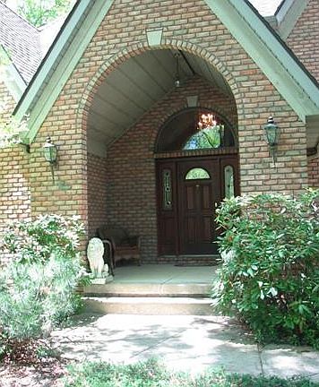 2nd image of 46 Indian Hills Trl
