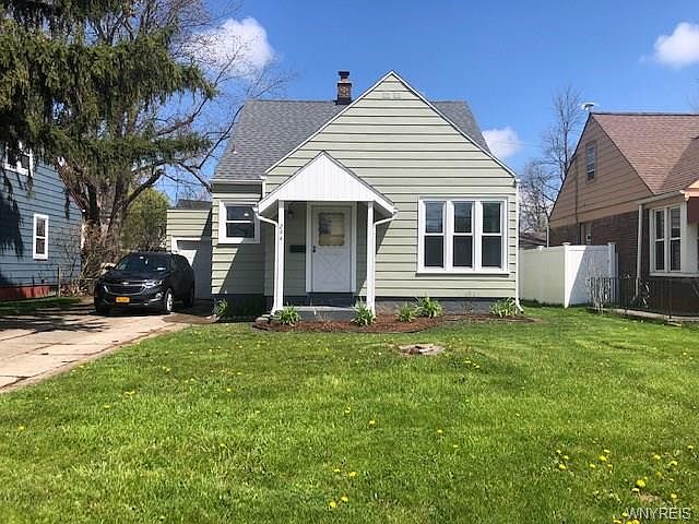 1st image of 294 Cleveland Dr