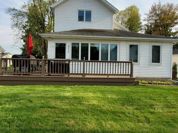 9316 Vining St, Clarklake, MI 49234