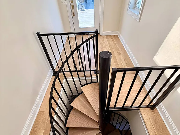 155 Beacon Hill Dr #10 — Photo 10