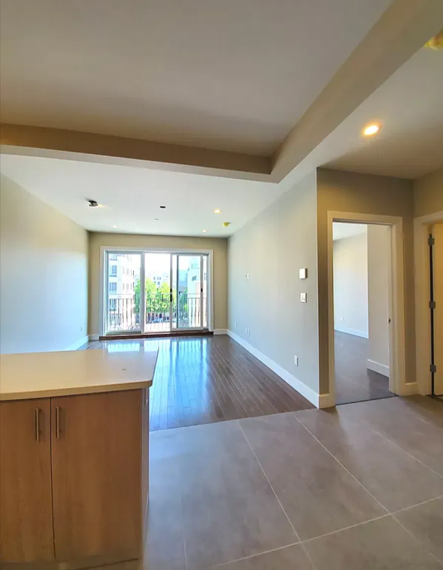 352 South First Street — Photo 3