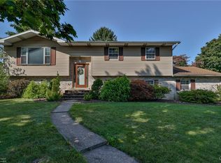 1944 Maria Ln S, Allentown, PA 18104