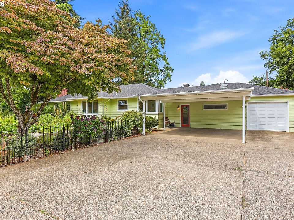 1st image of 595 Dartmoor Dr