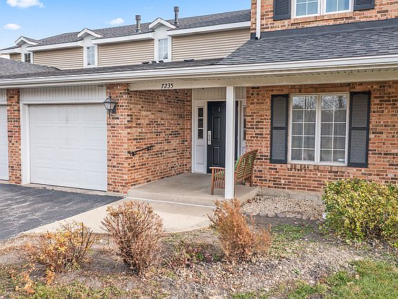 3rd image of 7235 Willow Way Ln #8-A