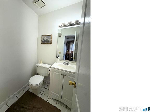 5th image of 7 Seir Hill Rd APT 15