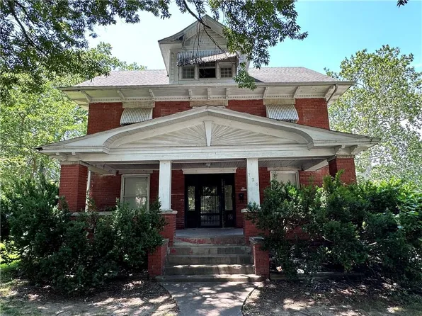 726 N River Blvd, Independence, MO 64050