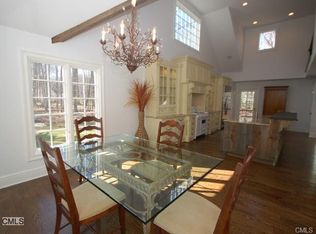 151 Merwins Ln, Fairfield, CT 06824