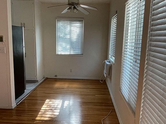 3rd image of 1248 Barry Ave APT 6