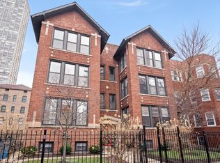 725 W Bittersweet Pl #1E, Chicago, IL 60613