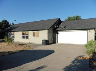 794 Garfield St, Medford, OR 97501