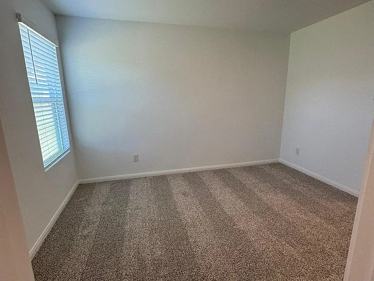 16750 N Marie Village Dr — Photo 15