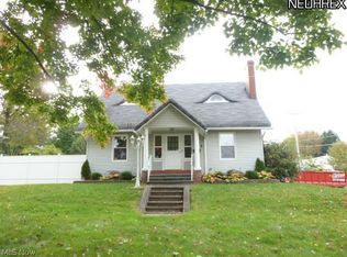 334 31st St SW, Barberton, OH 44203