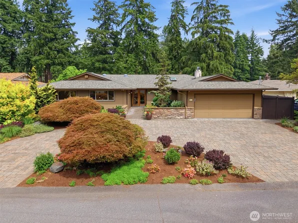 216 131st Avenue NE, Bellevue, WA 98005