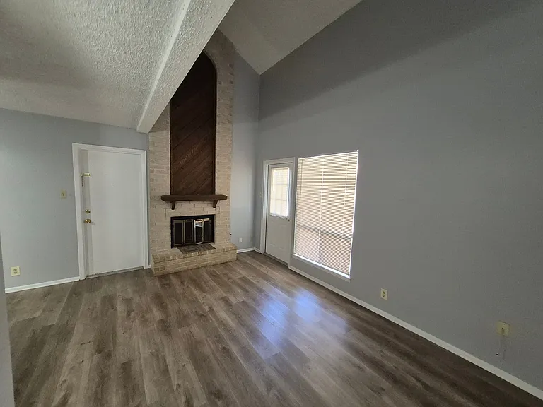 14309 Indian Woods — Photo 6