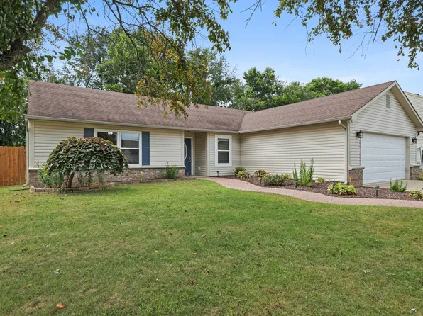 8542 N Burbrink Dr, Columbus, IN 47201