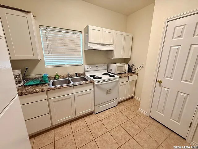 391 Riverside Acres #14 — Photo 4