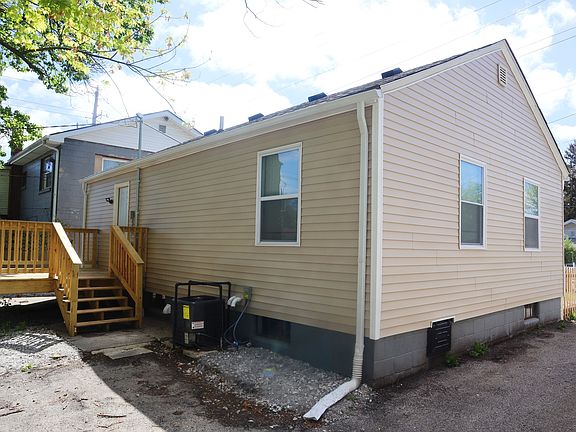 4th image of 3417 N Sherman Dr