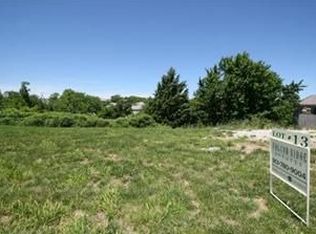 9731 Sunset Cir, Lenexa, KS 66220