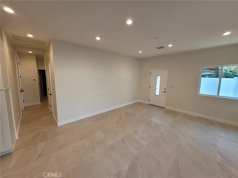 8004 Shirley Ave — Photo 7
