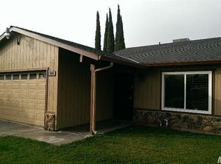 655 Hollyhock Cir, Patterson, CA 95363