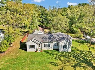 3873 Easton Rd, Barberton, OH 44203