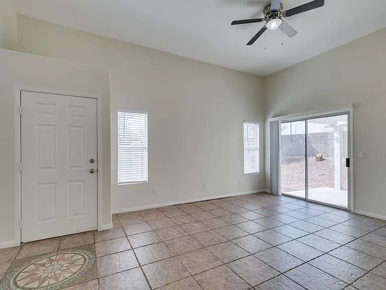 7201 Tame Pl — Photo 9