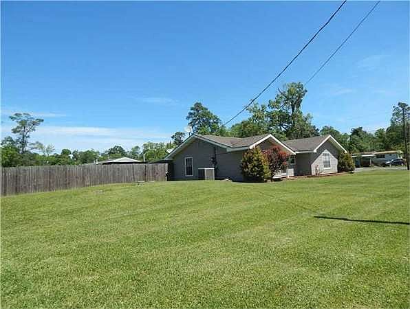 2nd image of 2427 Gaylynn Dr