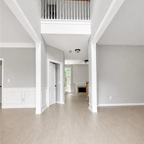 1707 Hidden Pond Cir — Photo 3