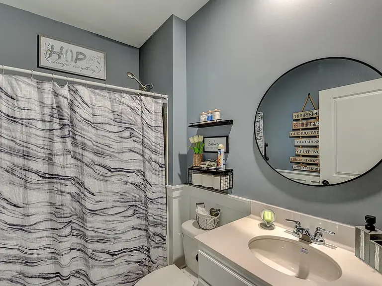 243 N Lgt Way — Photo 19