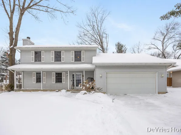 1711 Oakvale Dr SW, Wyoming, MI 49519