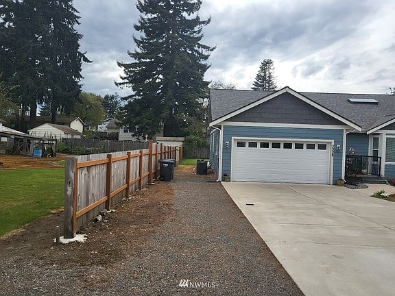 2nd image of 3326 Oas Drive W