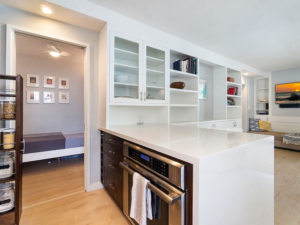 1st image of 2943 Kalakaua Ave APT 506