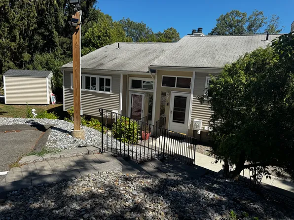 136 Shepard Avenue #136, Hamden, CT 06514