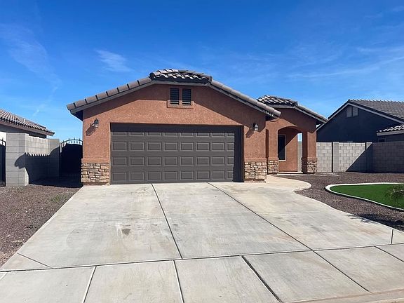 2nd image of 1432 S Cholla Ave