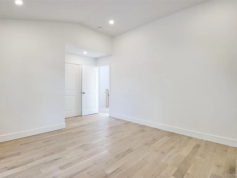 30 Kirkwood Rd #B — Photo 23