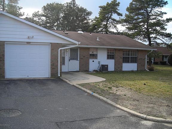 2nd image of 54A Buckingham Dr