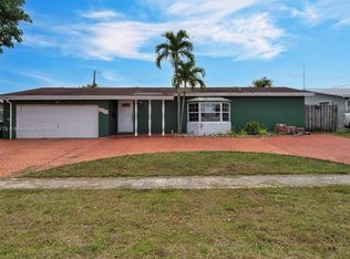 8390 NW 24th Ct, Sunrise, FL 33322