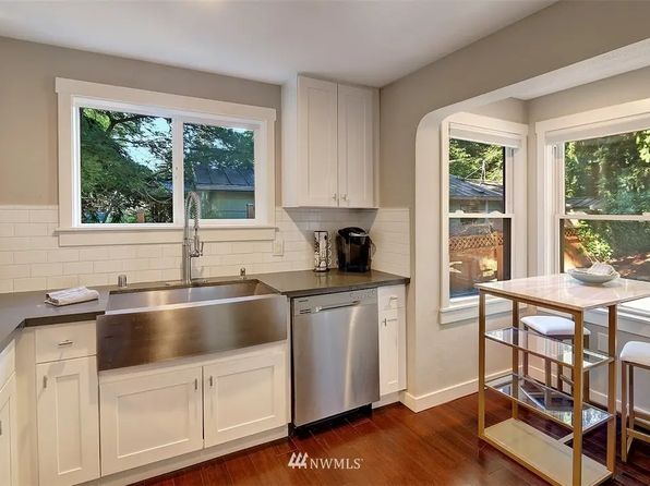 (undisclosed Address)