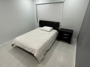 715 SW 99 Court Cir, Miami, FL 33174