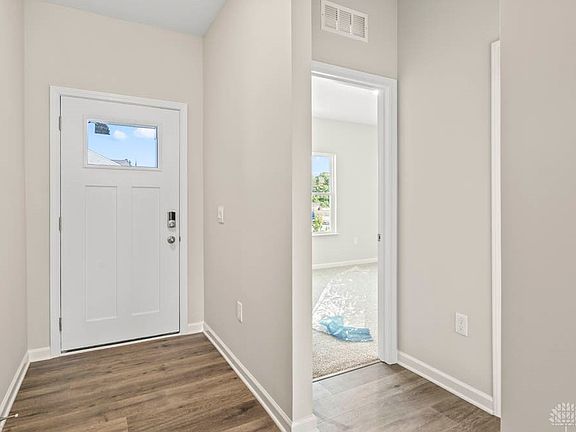 4th image of 1905 Snowy Ln