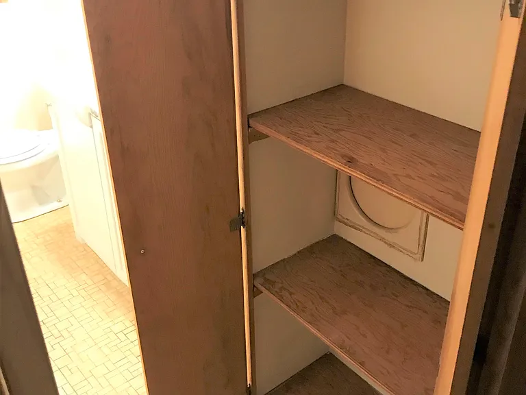 410 Pawling St — Photo 13